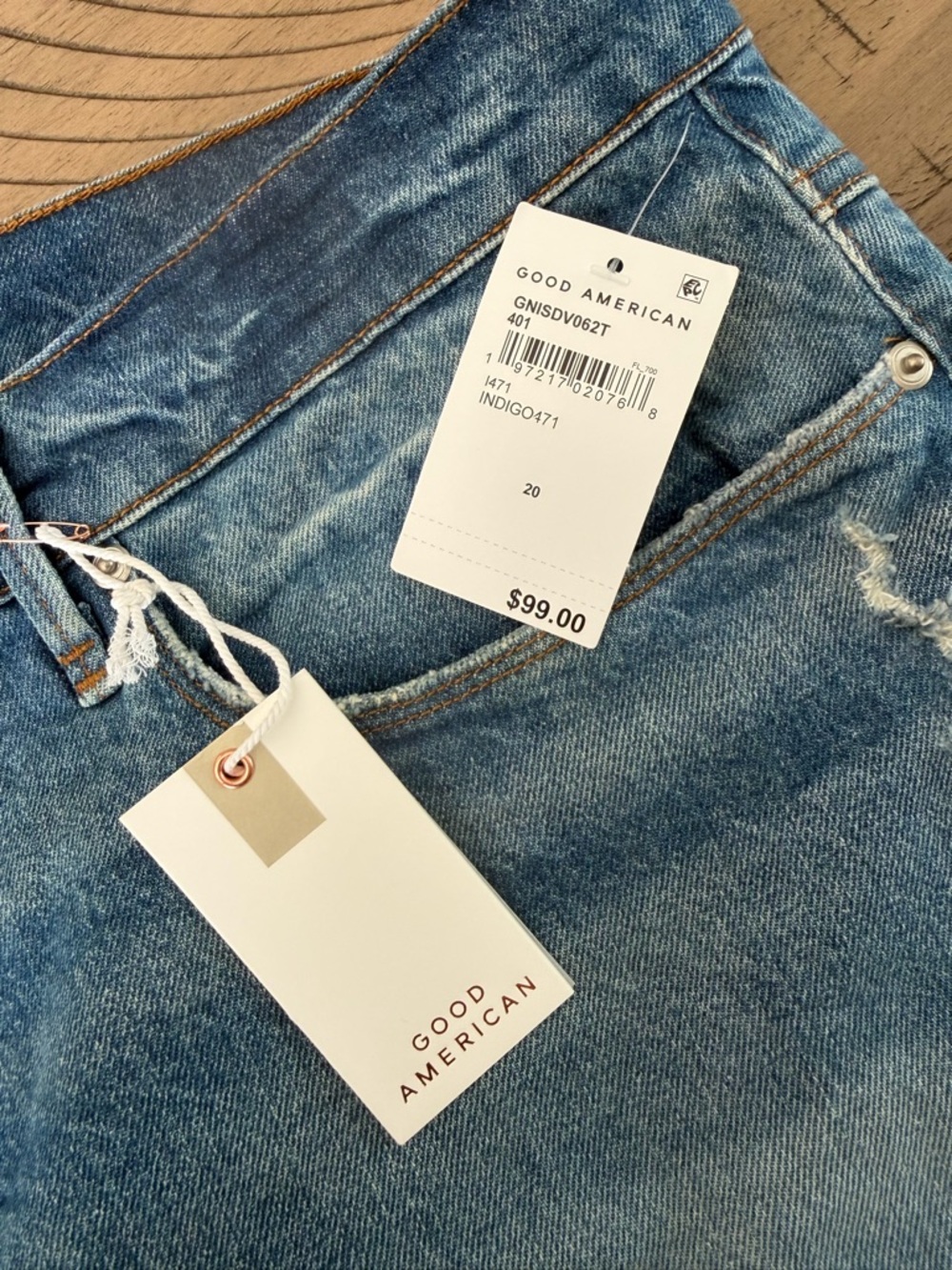 NWT Good American Good 90s Short Women’s Plus Size 20 High Rise Distressed Denim - Picture 4 of 5